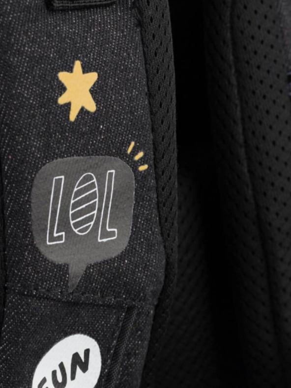 BAAGL  Черна кубична училищна раница с маратонки Baagl