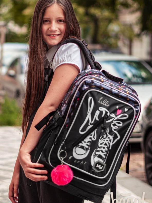 BAAGL  Черна кубична училищна раница с маратонки Baagl