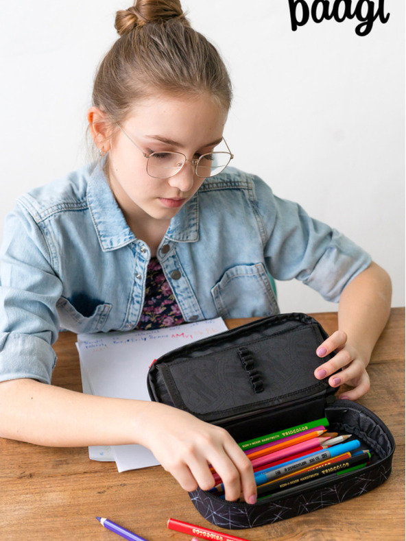 BAAGL  Черно училище Моливник сряда Nevermore Baagl