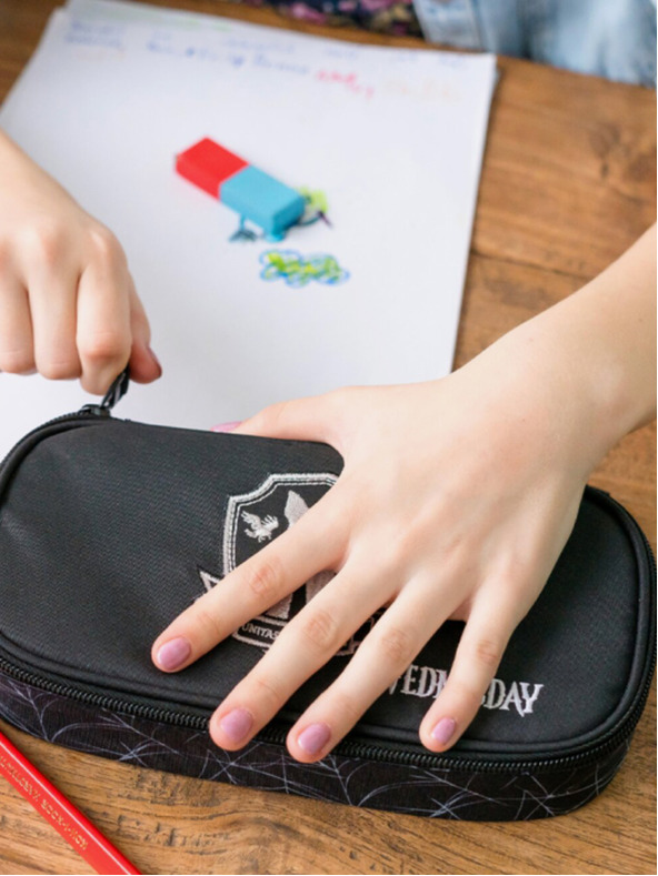 BAAGL  Черно училище Моливник сряда Nevermore Baagl