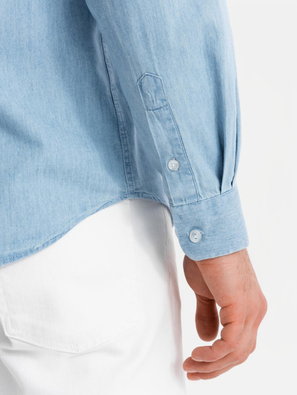 Ombre Clothing Мъжка риза от деним с бродерия и джоб - светлосиньо Ombre Clothing