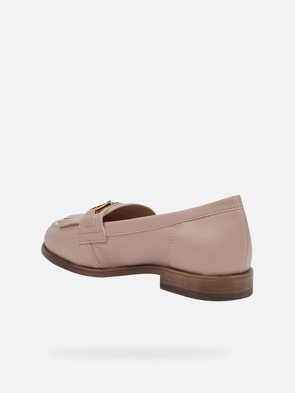 Geox Бежови дамски мокасини Prometya