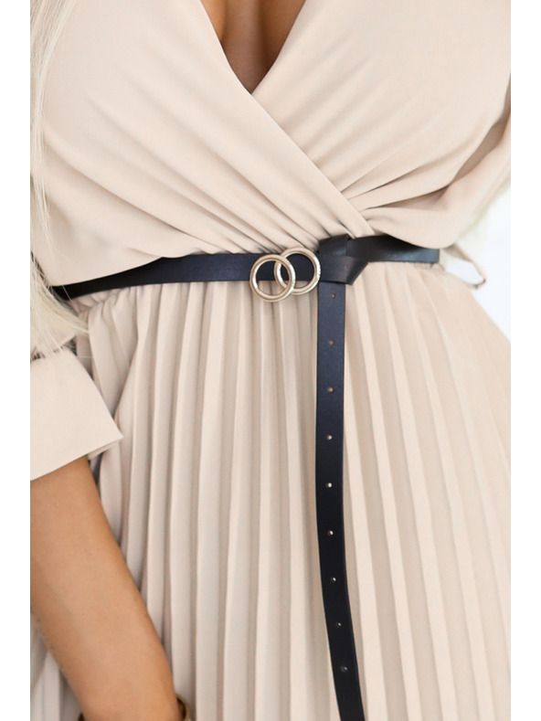 numoco 462-5 SERENA Плисирани макси рокли с деколте, колан и 3/4 ръкави - ТЪМНОБЕЖОВИ