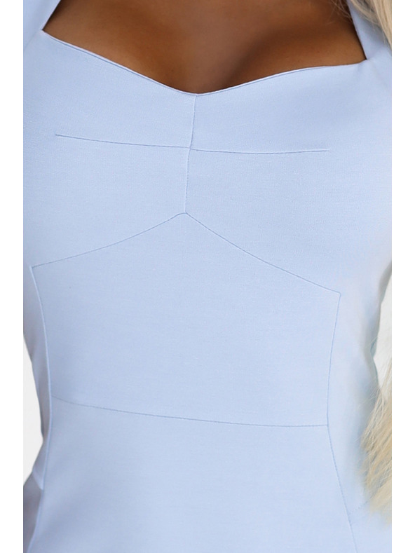 numoco 318-8 Елегантна миди рокля с красиво деколте - светлосиня