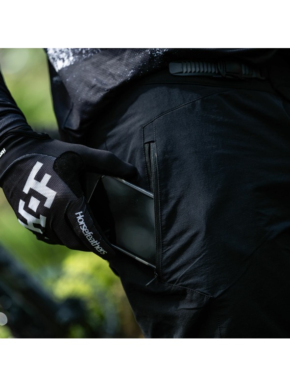 Horsefeathers Панталон за велосипед Stoker - черен HORSEFEATHERS