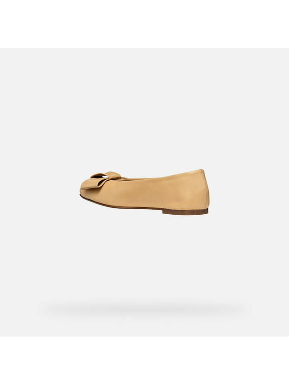 Geox Светлокафяви дамски балеринки Geox Ballystar