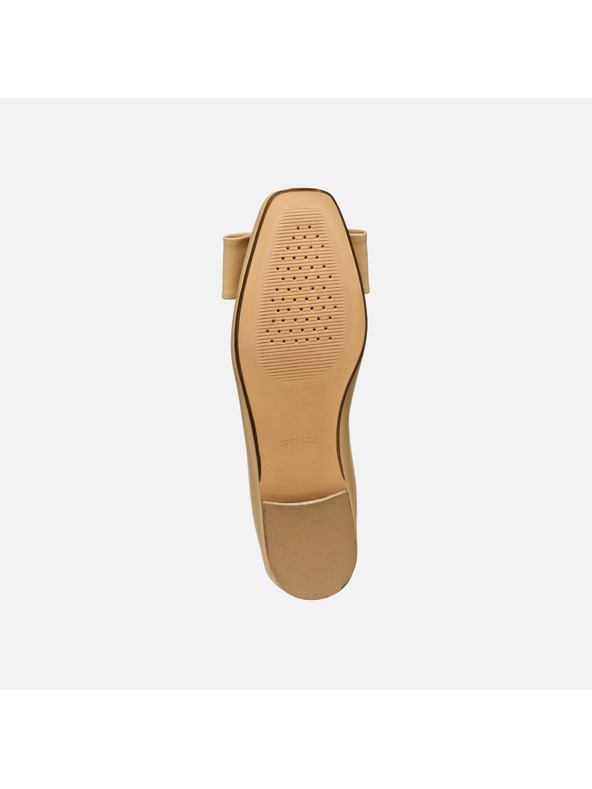 Geox Светлокафяви дамски балеринки Geox Ballystar