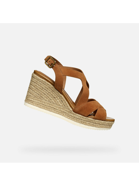 Geox Кафяви дамски сандали Geox Ponza