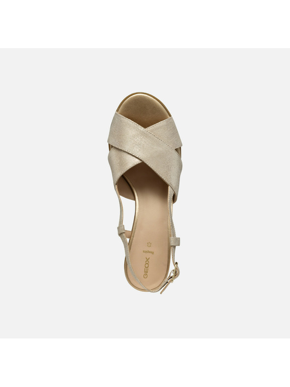 Geox Златисти дамски сандали Geox Aurely 50