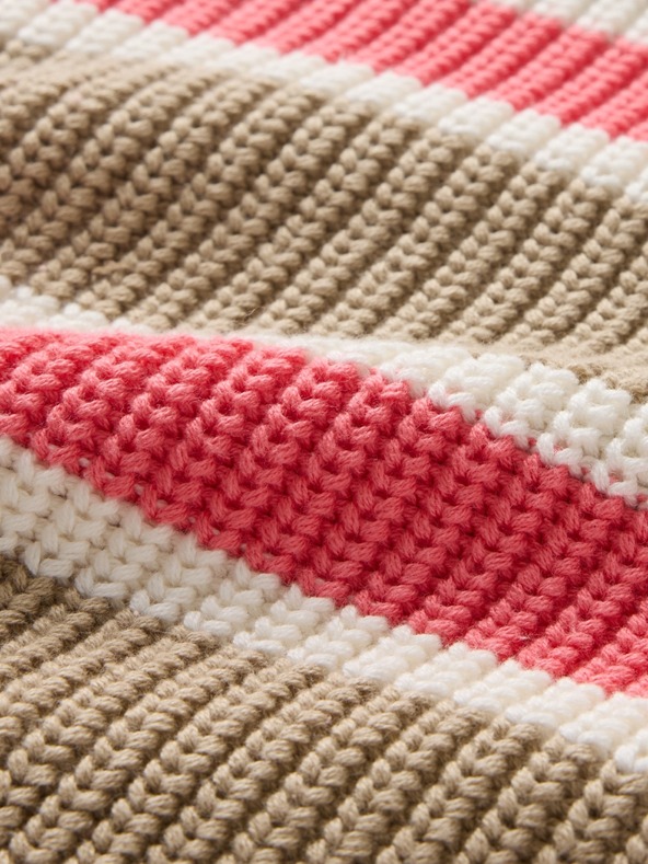 GAP Плетено пуловерче GAP